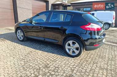 Хэтчбек Renault Megane 2010 в Сумах