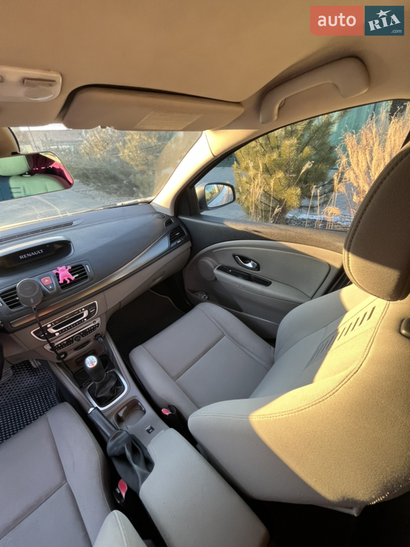 2010 Renault Megane - мініатюра 11