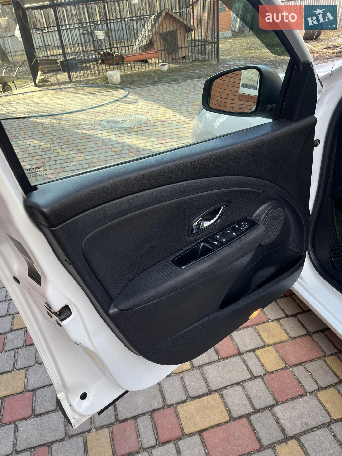 2012 Renault Megane - мініатюра 12