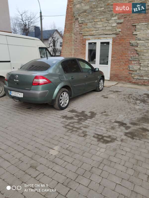 Седан Renault Megane 2006 в 