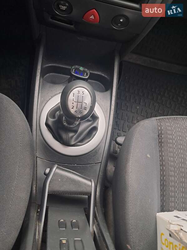 Універсал Renault Megane 2007 в Вараші фото 9 Універсал Renault Megane 2007 в Вараші