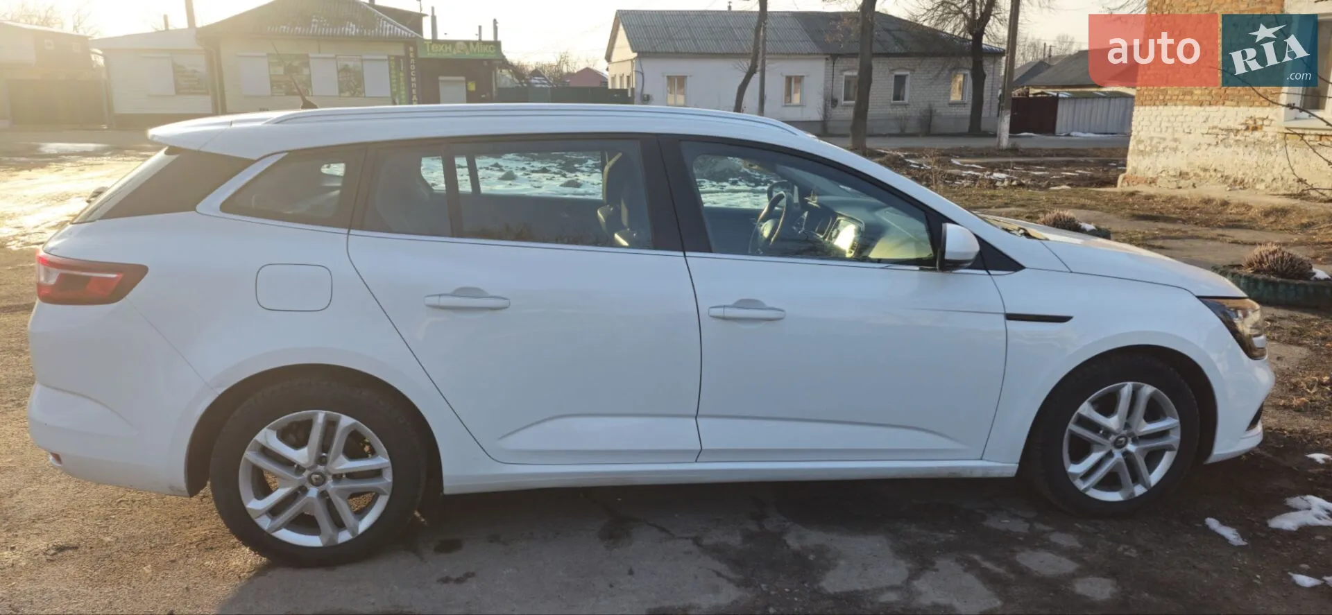 2017 Renault Megane - мініатюра 12
