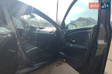 Хэтчбек Renault Megane 2009 в 