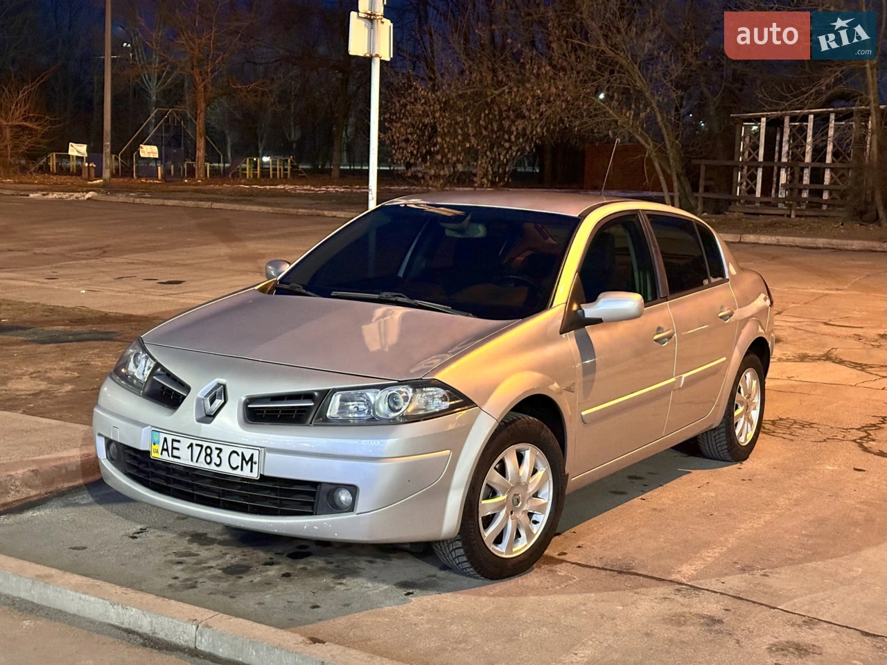 2010 Renault Megane - мініатюра 23