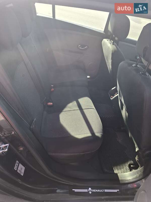 Универсал Renault Megane 2010 в Днепре фото 7 Универсал Renault Megane 2010 в Днепре