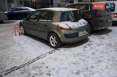Хэтчбек Renault Megane 2003 в 