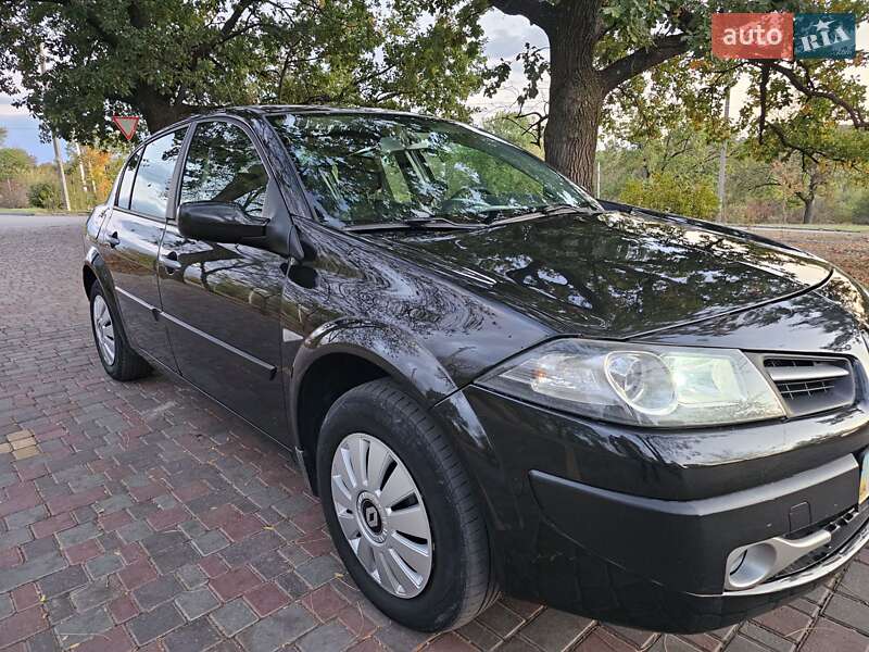 Седан Renault Megane 2009 в Кропивницком