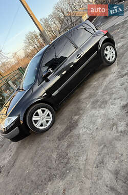 Купе Renault Megane 2005 в 