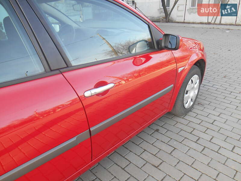 Универсал Renault Megane 2009 в Житомире фото 16 Универсал Renault Megane 2009 в Житомире
