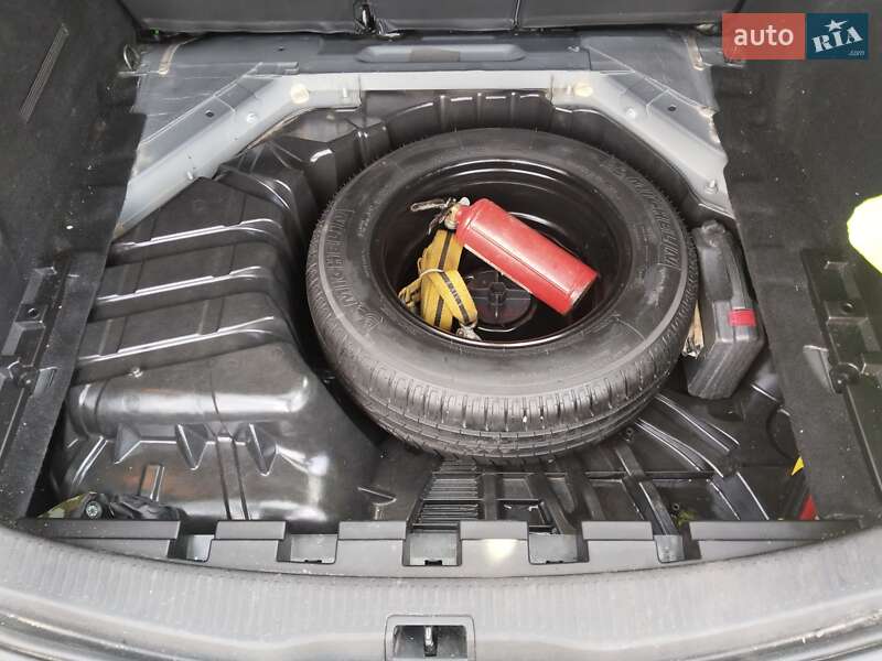 Универсал Renault Megane 2013 в Южноукраинске фото 13 Универсал Renault Megane 2013 в Южноукраинске