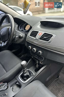 Универсал Renault Megane 2009 в 