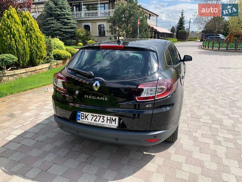 Универсал Renault Megane 2011 в Сарнах