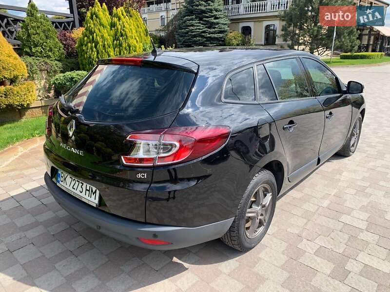 Универсал Renault Megane 2011 в Сарнах