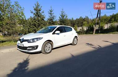 Хэтчбек Renault Megane 2015 в Киеве