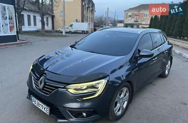 Универсал Renault Megane 2017 в Тростянце