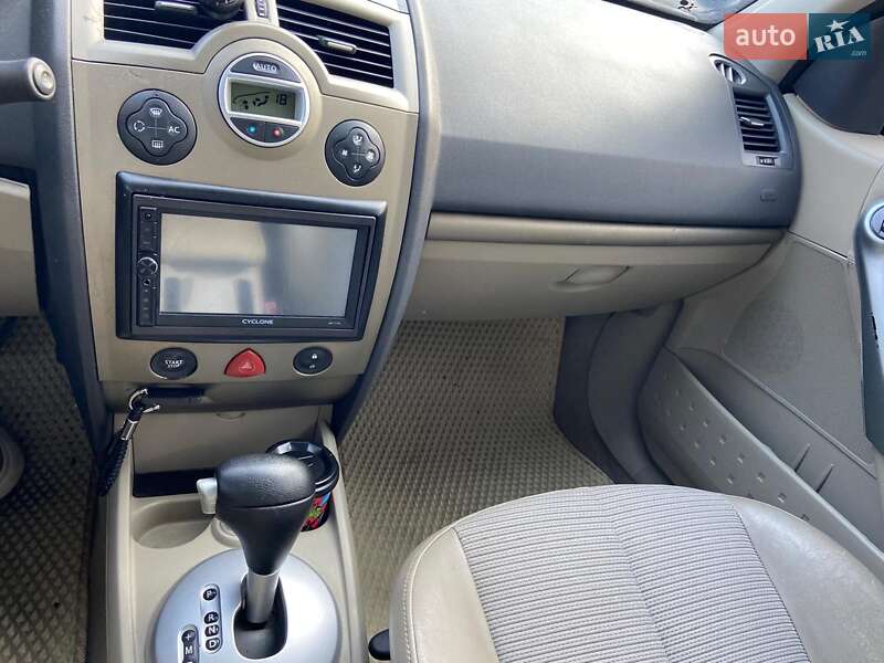 Седан Renault Megane 2007 в Львове