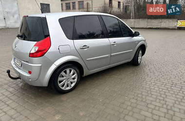 Хэтчбек Renault Megane 2007 в 