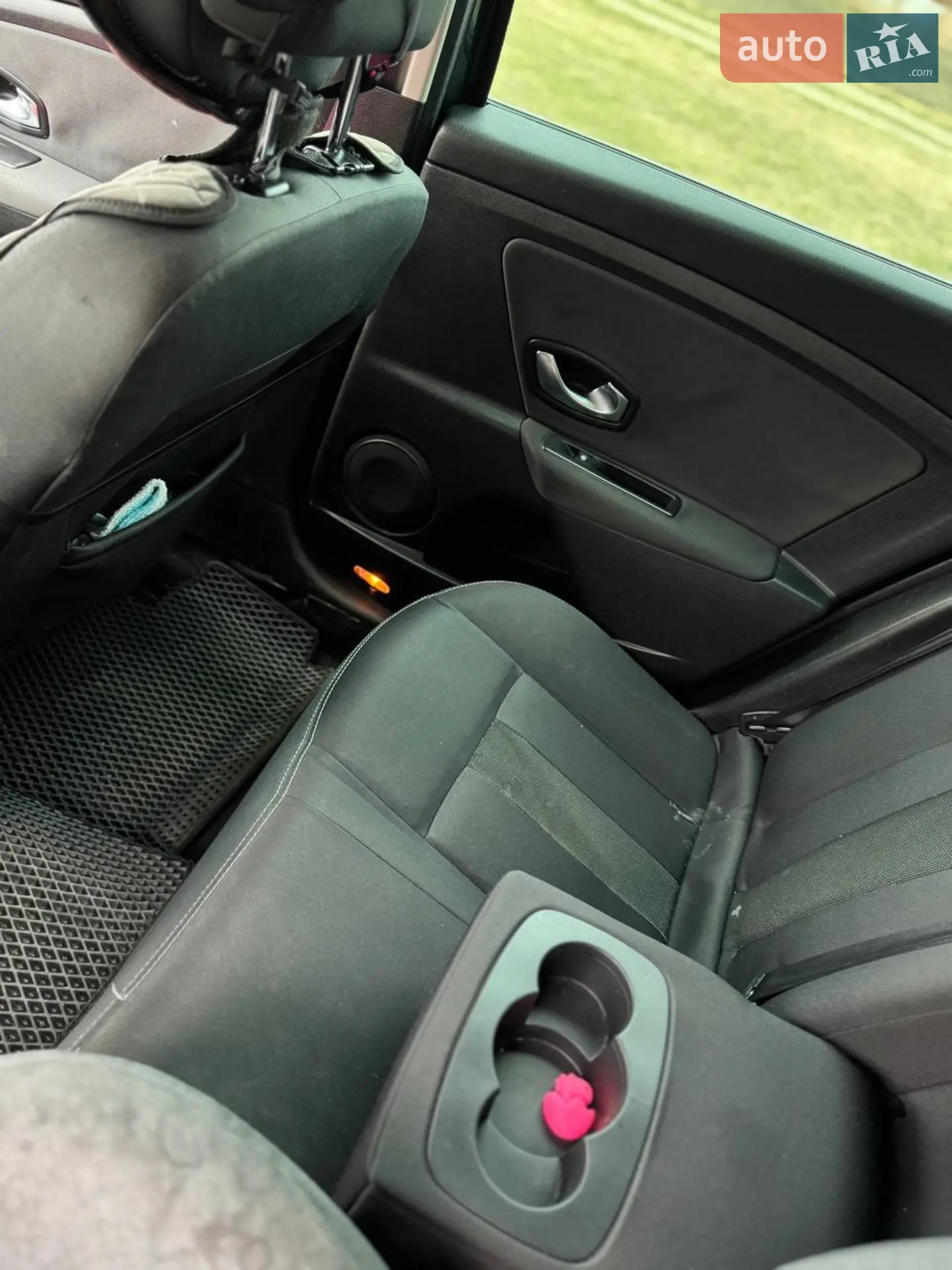 2010 Renault Megane - мініатюра 9