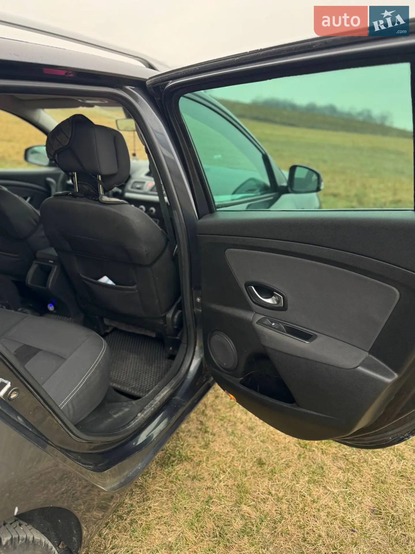 2010 Renault Megane - мініатюра 18