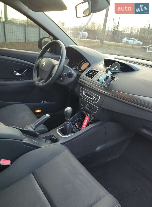Универсал Renault Megane 2011 в Винниках
