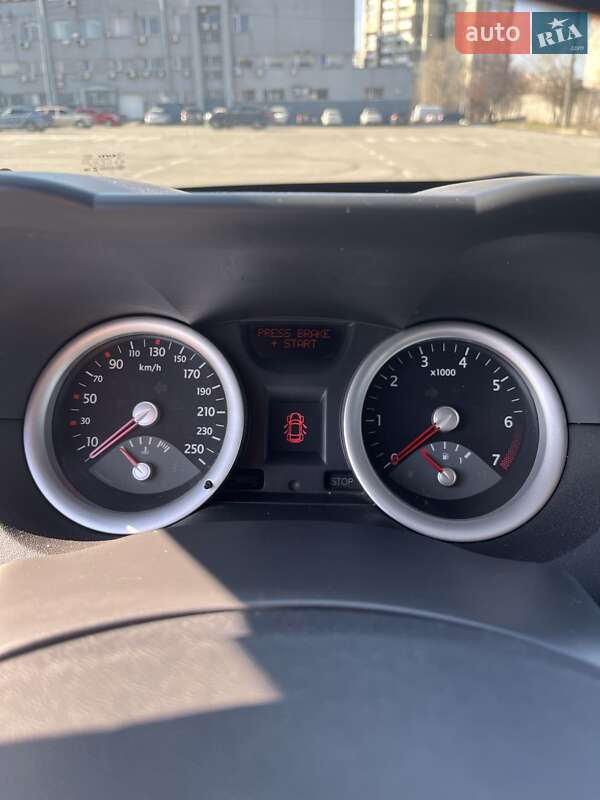 Седан Renault Megane 2005 в Києві