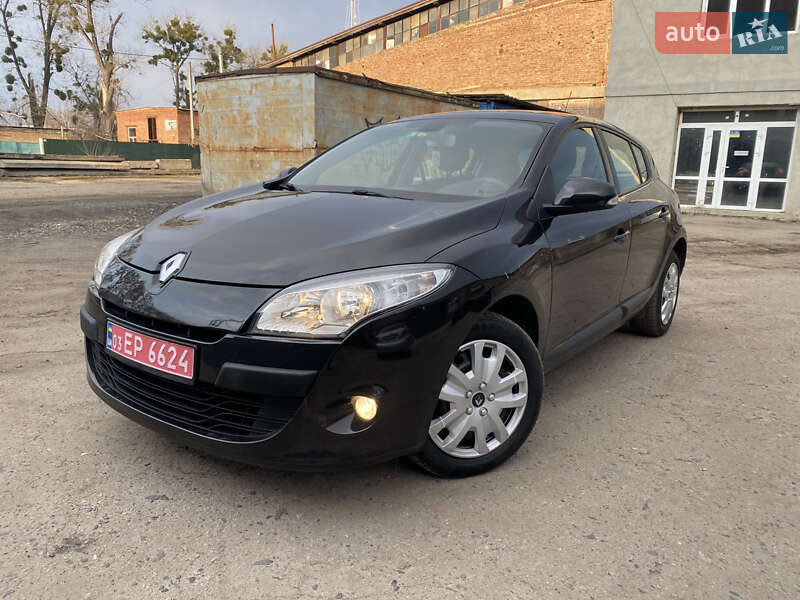 Хэтчбек Renault Megane 2009 в 
