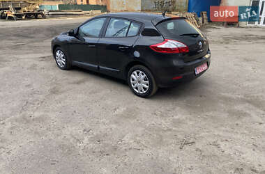 Хэтчбек Renault Megane 2009 в 