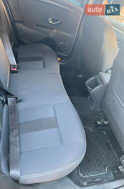 Универсал Renault Megane 2011 в 