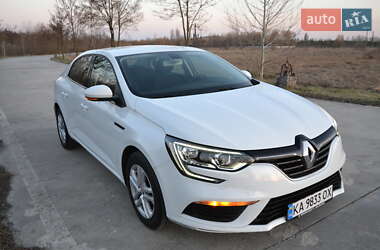 Седан Renault Megane 2019 в 