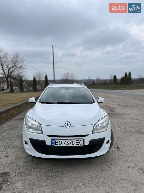 Универсал Renault Megane 2010 в 