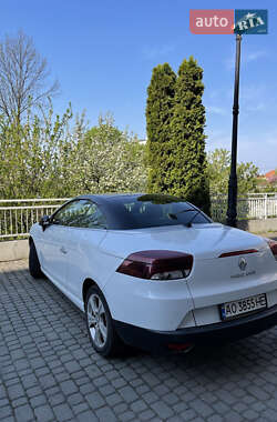 Кабриолет Renault Megane 2010 в 