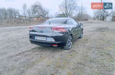 Кабриолет Renault Megane 2010 в 