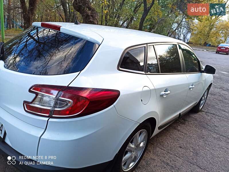 Універсал Renault Megane 2015 в Світловодську