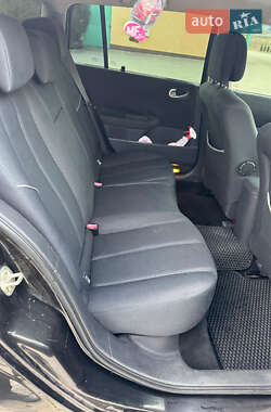 Универсал Renault Megane 2004 в 