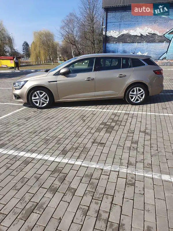 Универсал Renault Megane 2018 в 