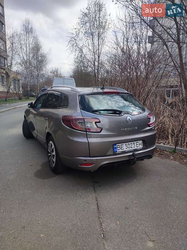 Универсал Renault Megane 2012 в 