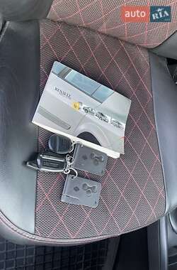 Седан Renault Megane 2004 в 