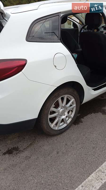 Универсал Renault Megane 2011 в Перечине