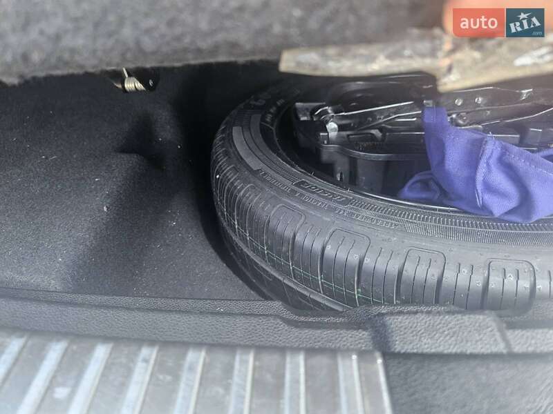 Универсал Renault Megane 2016 в Белой Церкви фото 28 Универсал Renault Megane 2016 в Белой Церкви