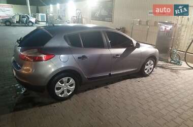 Хэтчбек Renault Megane 2008 в 