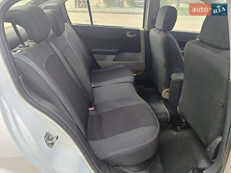 Седан Renault Megane 2008 в Днепре