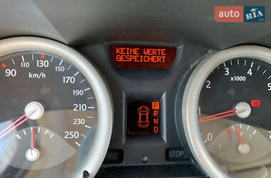 Седан Renault Megane 2005 в 