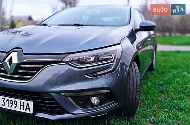 Седан Renault Megane 2019 в 