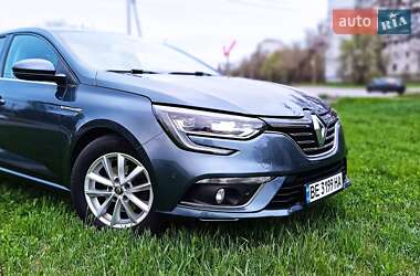 Седан Renault Megane 2019 в 