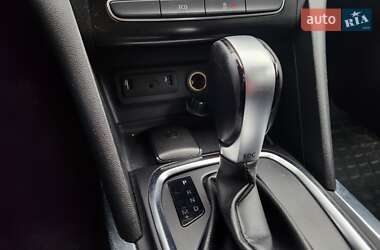 Хэтчбек Renault Megane 2017 в 