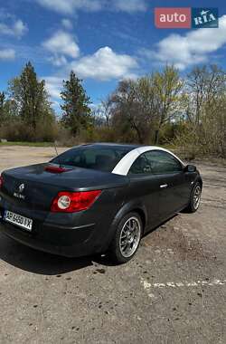 Кабріолет Renault Megane 2009 в 