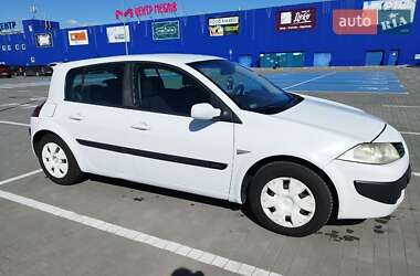 Хэтчбек Renault Megane 2006 в 