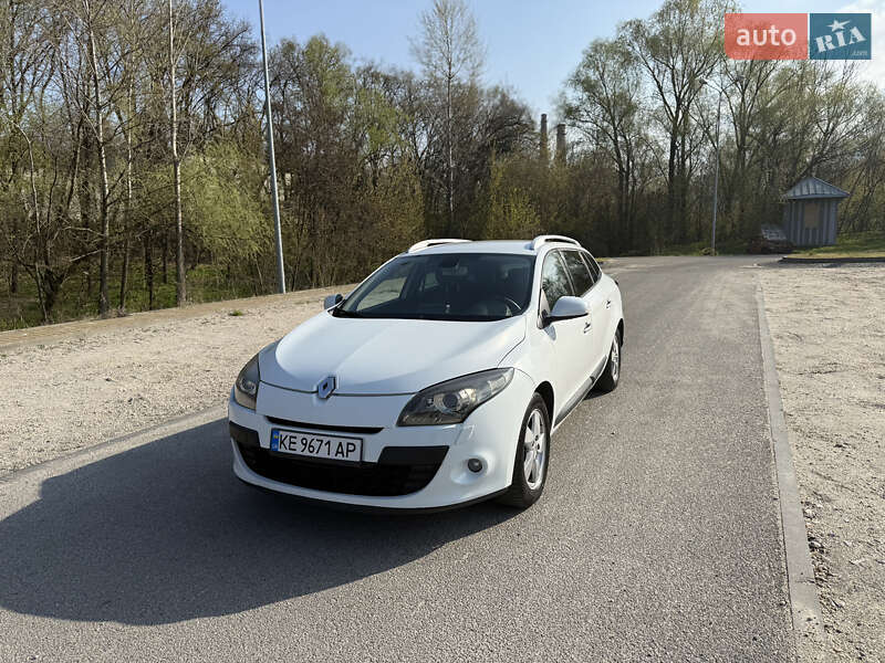 Універсал Renault Megane 2011 в Дніпрі фото 2 Універсал Renault Megane 2011 в Дніпрі