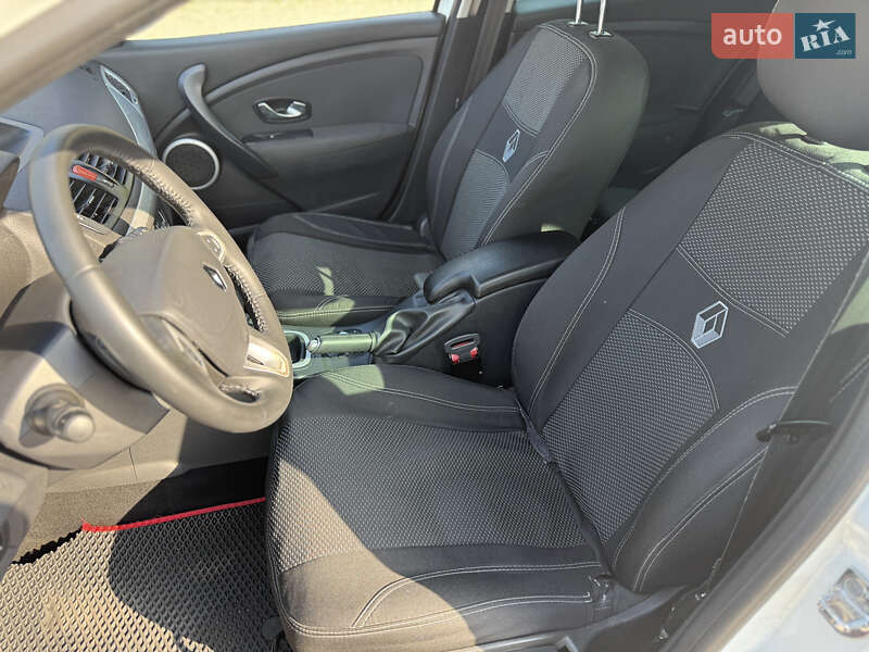 Універсал Renault Megane 2011 в Дніпрі фото 12 Універсал Renault Megane 2011 в Дніпрі