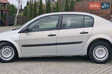 Седан Renault Megane 2004 в 